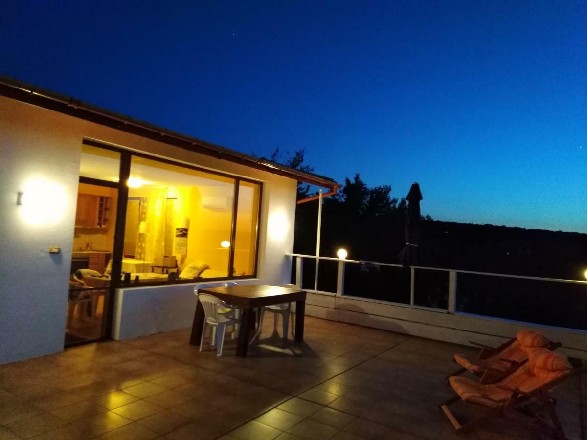 Apartament Zaliva Warna Exterior foto